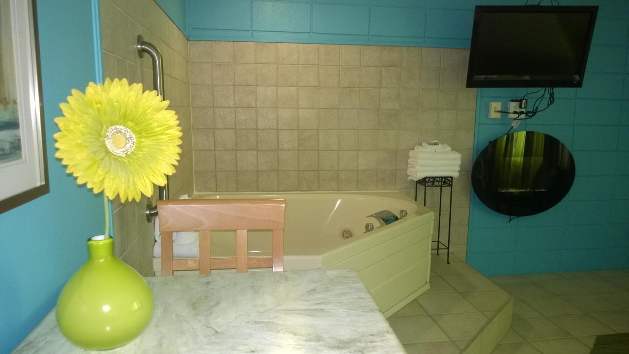 Miami Motel Canandaigua Εξωτερικό φωτογραφία
